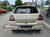 Neu Suzuki Swift Comfort 83 PS (61 kW) 2025 Beige Limousine