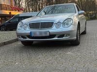 Gebraucht Mercedes E240 177 PS (130 kW) 2002 Silber Limousine