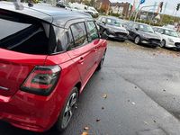 Neu Suzuki Swift Comfort+ 83 PS (61 kW) 2025 Rot Kleinwagen