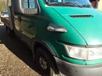 Second-hand Iveco 35.12 120 CP (88 kW) 2005 Verde Van