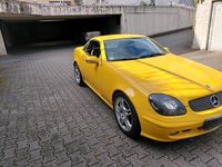 Gebraucht Mercedes SLK320 218 PS (160 kW) 2001 Gelb Cabrio