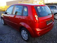 Gebraucht Ford Fiesta Style 80 PS (58 kW) 2008 Rot Kleinwagen