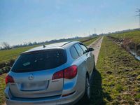 Gebraucht Opel Astra 116 PS (85 kW) 2011 Silber Limousine