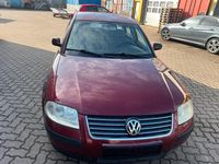 Gebraucht VW Passat 102 PS (75 kW) 2001 Rot Limousine