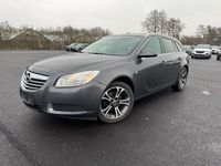 Gebraucht Opel Insignia Edition 131 PS (96 kW) 2012 Grau Limousine
