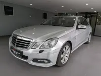 Gebraucht Mercedes E250 204 PS (150 kW) 2009 Silber Limousine