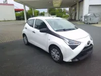 Gebraucht Toyota Aygo 72 PS (52 kW) 2020 Weiß Kleinwagen