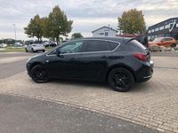 Gebraucht Opel Astra Eco 136 PS (100 kW) 2014 Schwarz Limousine