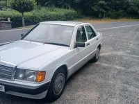 Gebraucht Mercedes 190 118 PS (86 kW) 1990 Weiß Limousine