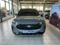 Używany Ford Kuga ST-Line 180 KM (132 kW) 2024 Srebrny SUV