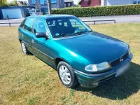 Usata Opel Astra 75 CV (55 kW) 1997 Verde Coupé