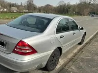 Gebraucht Mercedes C180 129 PS (94 kW) 2001 Silber Limousine