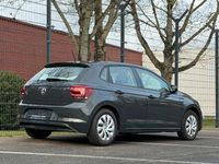 Gebraucht VW Polo Comfortline 75 PS (55 kW) 2018 Grau Limousine