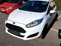 Gebraucht Ford Fiesta Titanium 82 PS (60 kW) 2017 Weiß Kleinwagen