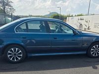 Second-hand BMW 520 150 CP (110 kW) 1999 Albastru Berlinǎ