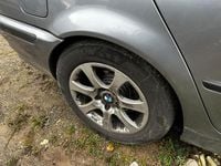 Gebraucht BMW 318 116 PS (85 kW) 2003 Silber Kombi