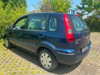 Gebraucht Ford Fusion 100 PS (73 kW) 2003 Blau Kleinwagen