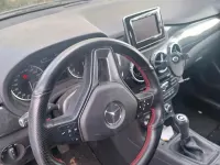 Gebraucht Mercedes B180 122 PS (89 kW) 2012 Grau Kleinwagen