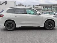 Gebraucht BMW iX1 150 kW (204 PS) 2026 Weiß SUV