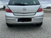 Gebraucht Opel Astra 90 PS (66 kW) 2005 Silber Limousine