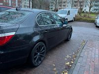 Gebraucht BMW 530 235 PS (172 kW) 2008 Schwarz Limousine