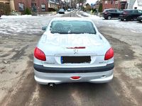Gebraucht Peugeot 206 CC 109 PS (80 kW) 2003 Silber Cabrio