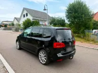 Gebraucht VW Touran 140 PS (102 kW) 2013 Schwarz Van / Kleinbus