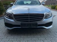 gebraucht Mercedes 220 W213 194 PS wenig KM Standheizung