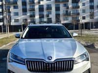 Gebraucht Skoda Superb LAURIN & KLEMENT 150 PS (110 kW) 2022 Silber Limousine