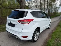 Gebraucht Ford Kuga Titanium 179 PS (131 kW) 2015 Weiß SUV