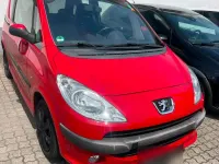 Gebraucht Peugeot 1007 54 PS (39 kW) 2007 Rot Van / Kleinbus