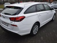 Gebraucht Hyundai i30 99 PS (72 kW) 2019 Weiß Kombi