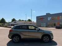 Gebraucht Suzuki Vitara Comfort 120 PS (88 kW) 2017 Grau SUV