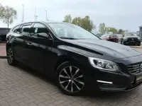 Gebraucht Volvo V60 Linje Svart 150 PS (110 kW) 2017 Schwarz Kombi