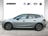 Gebraucht BMW 225 Active Tourer M Sport 245 PS (180 kW) 2023 Grau Van / Kleinbus