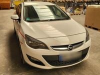 Gebraucht Opel Astra 130 PS (95 kW) 2013 Weiß Kombi