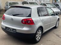 Gebraucht VW Golf V 102 PS (75 kW) 2007 Silber Limousine