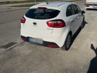 Gebraucht Kia Rio DREAM-TEAM Edition 75 PS (55 kW) 2012 Weiß Limousine