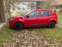 Gebraucht Dacia Sandero Ambiance 75 PS (55 kW) 2009 Rot Limousine