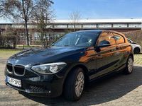 Gebraucht BMW 114 102 PS (75 kW) 2013 Schwarz Kleinwagen
