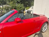 Gebraucht Audi TT Roadster 150 PS (110 kW) 2021 Rot Cabrio
