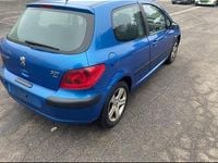Gebraucht Peugeot 307 107 PS (78 kW) 2001 Blau Kleinwagen