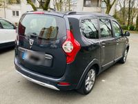 gebraucht Dacia Lodgy Blue dCi 115 Stepway . Sitzheizung. Kamera