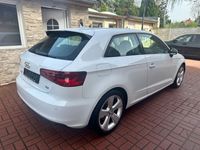 gebraucht Audi A3 2.0 TDi ambition AUT+NAVI+XENON+SITZH+PDC