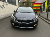 Gebraucht Kia Ceed Edition 7 99 PS (72 kW) 2014 Grau Kleinwagen