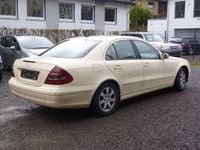Gebraucht Mercedes E200 Classic 122 PS (89 kW) 2006 Beige Limousine