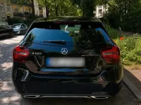 Gebraucht Mercedes A180 122 PS (89 kW) 2018 Schwarz Limousine