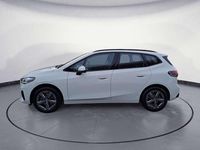 Gebraucht BMW 220 156 PS (114 kW) 2025 Alpinweiß Van / Kleinbus