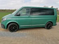 Gebraucht VW Multivan Generation Six 150 PS (110 kW) 2021 Grün Van / Kleinbus