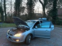 Gebraucht Ford Focus 101 PS (74 kW) 2005 Grau Limousine